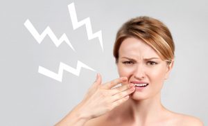 5 Soluções (reais) para reduzir a sensibilidade nos dentes